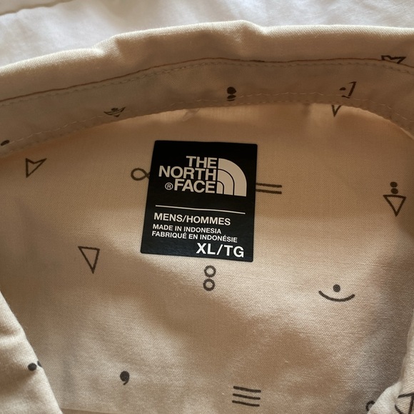 Men’s North Face button down shirt - Picture 2 of 3